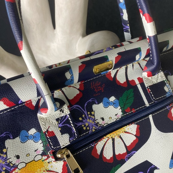 Fun Kitty Statement Bag - Picture 6 of 9